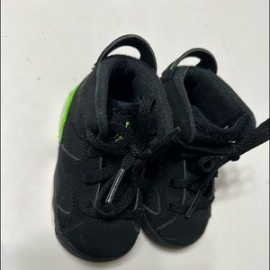 4c Jordans black & lime green